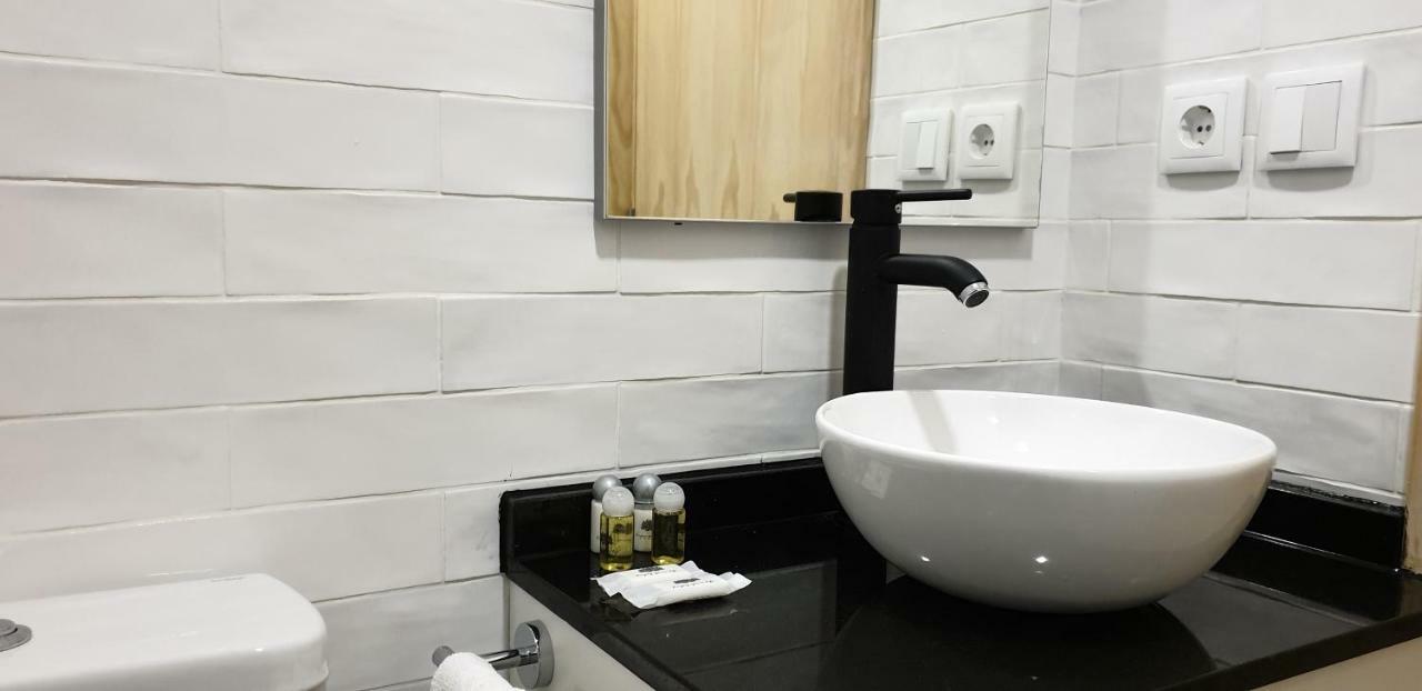 아베이루 Cais Dos Mercanteis City House 빌라 외부 사진