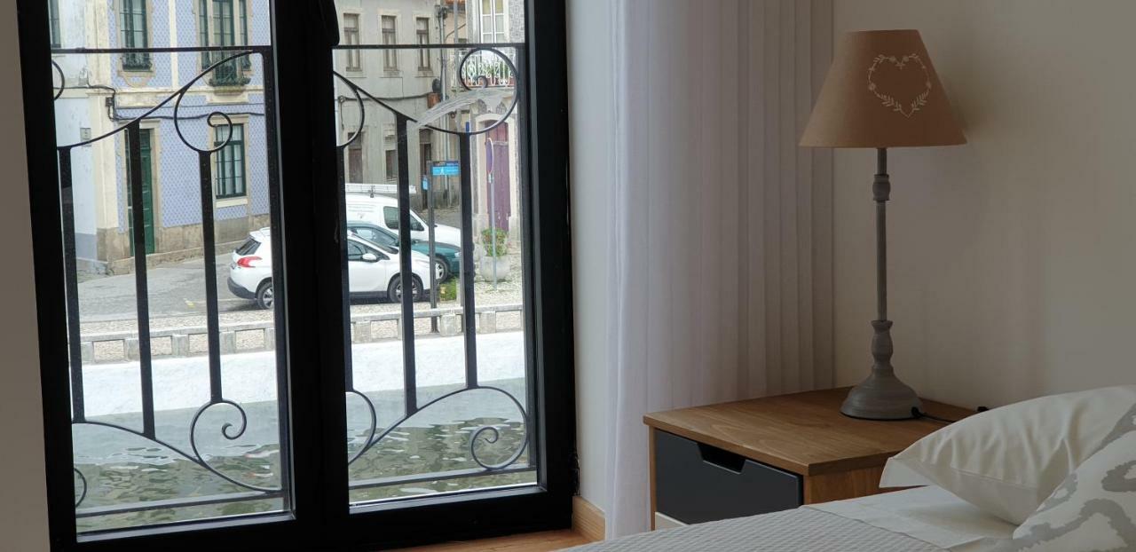 아베이루 Cais Dos Mercanteis City House 빌라 외부 사진