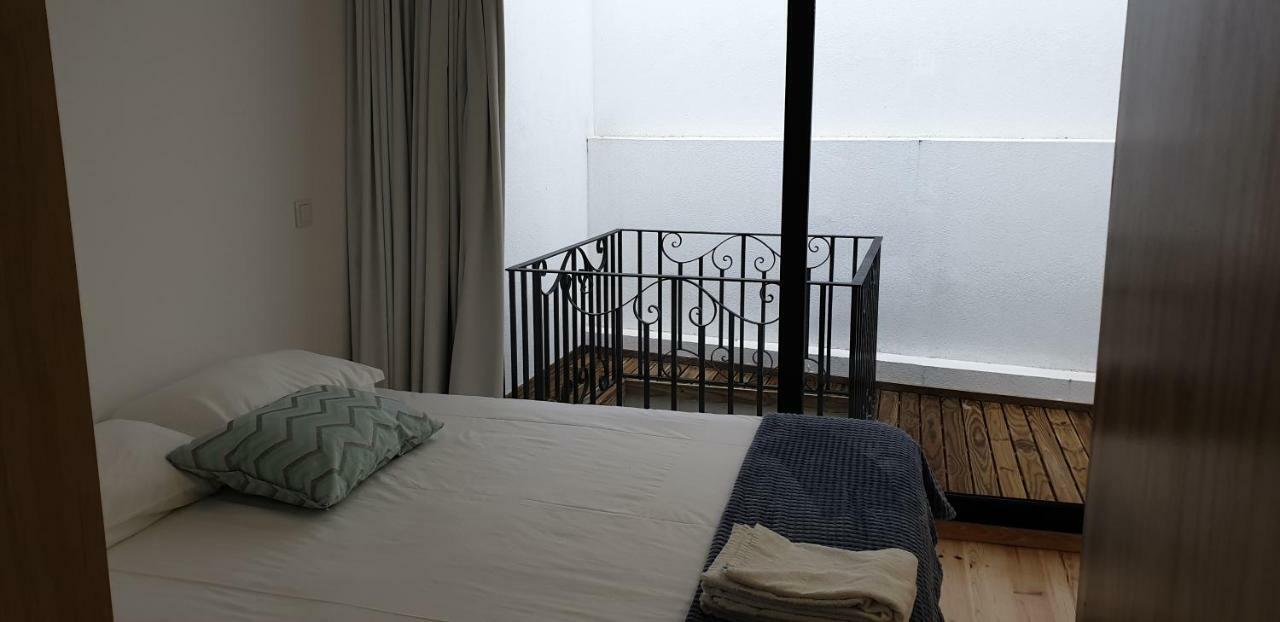 아베이루 Cais Dos Mercanteis City House 빌라 외부 사진